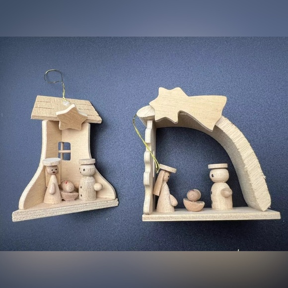Vintage Miniature Christmas Ornament Nativity Creche Stable Wood Lot of 6 Carved - Picture 8 of 15